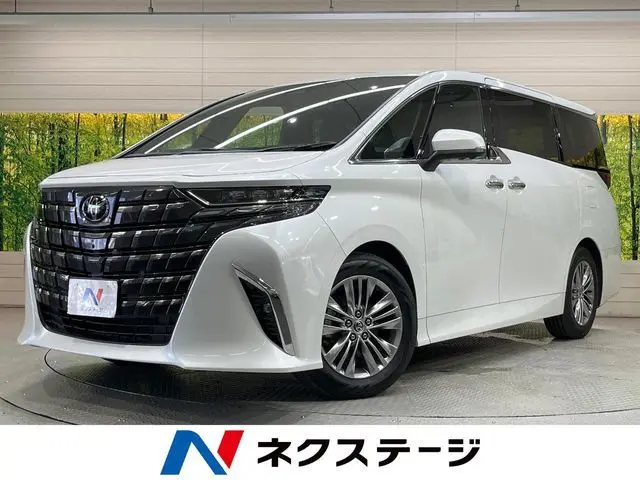 Toyota Alphard fotoğraf 1
