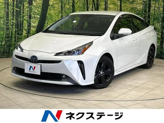 Toyota Prius photo 1