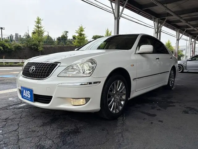Toyota Crown Majesta