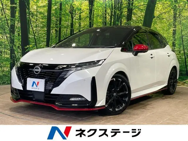 Nissan Aura