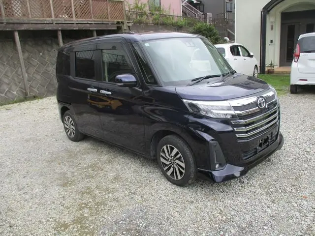 Toyota Roomy fotoğraf 1