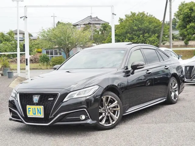 Toyota Crown Hybrid