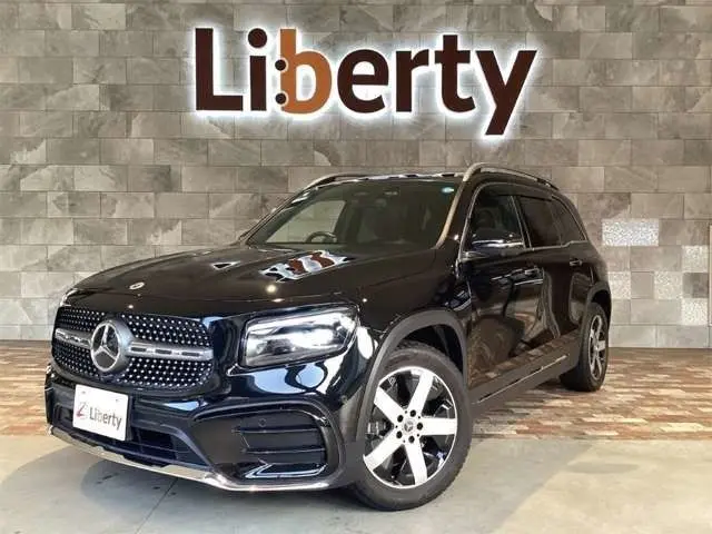 Mercedes-Benz GLB-Class fotoğraf 1