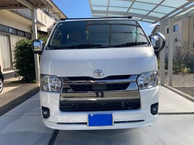 Toyota Hiace Van