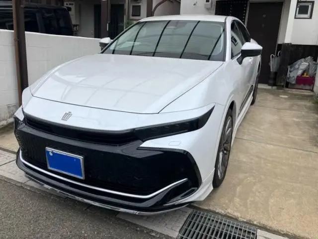 Toyota Crown Crossover