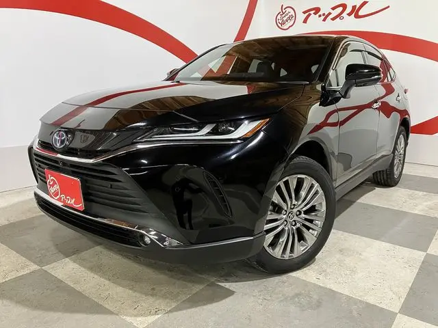 Toyota Harrier Hybrid photo 1