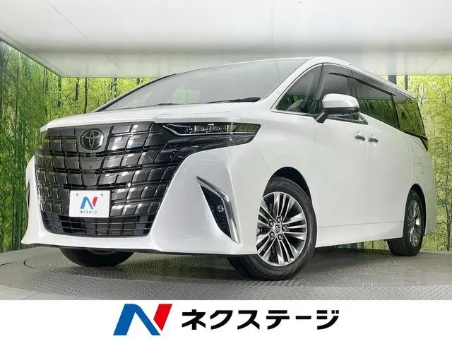 Toyota Alphard Hybrid photo 1
