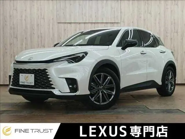 Lexus LBX