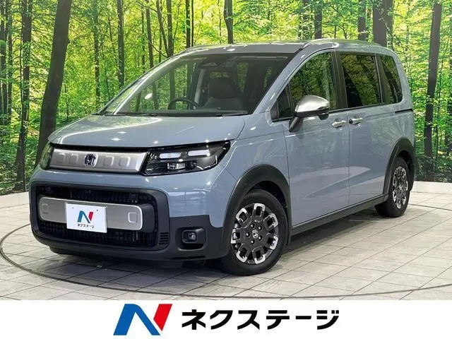 Honda Freed e:HEV