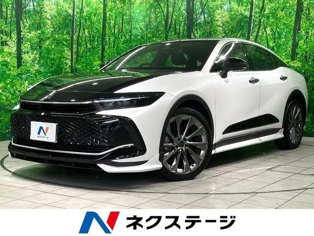 Toyota Crown Crossover