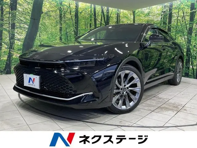 Toyota Crown Crossover