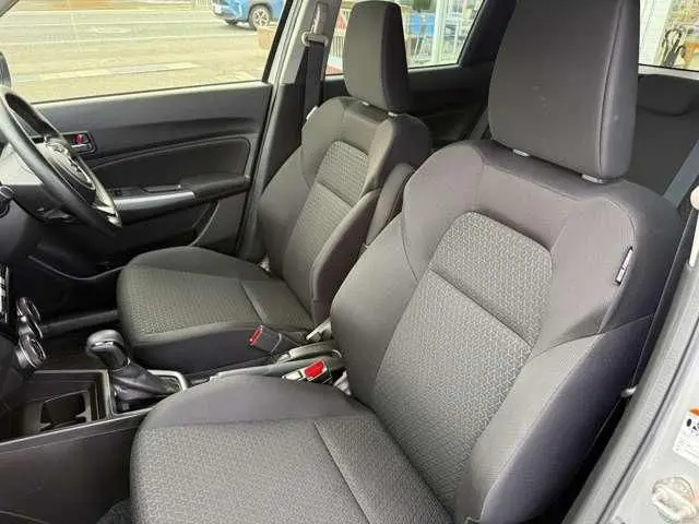 Suzuki Swift fotoğraf 11