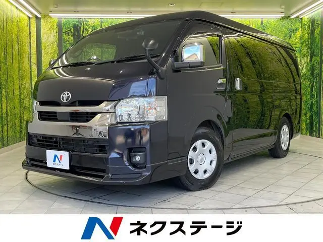 Toyota Hiace Van fotoğraf 1