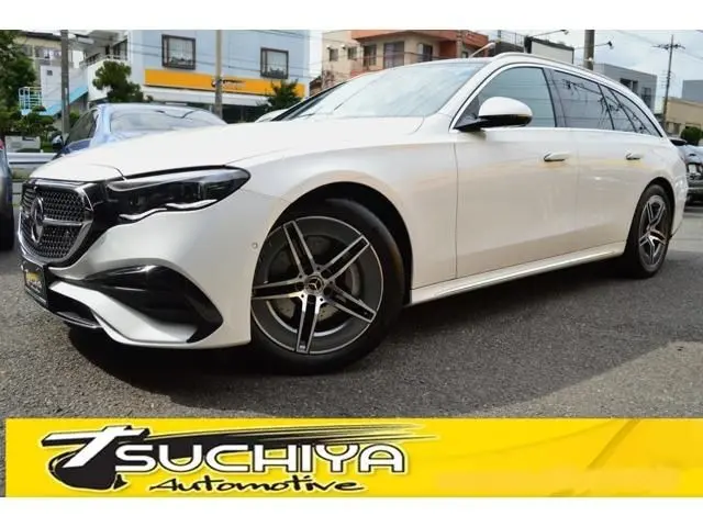 Mercedes-Benz E-Class Stationwagon fotoğraf 1
