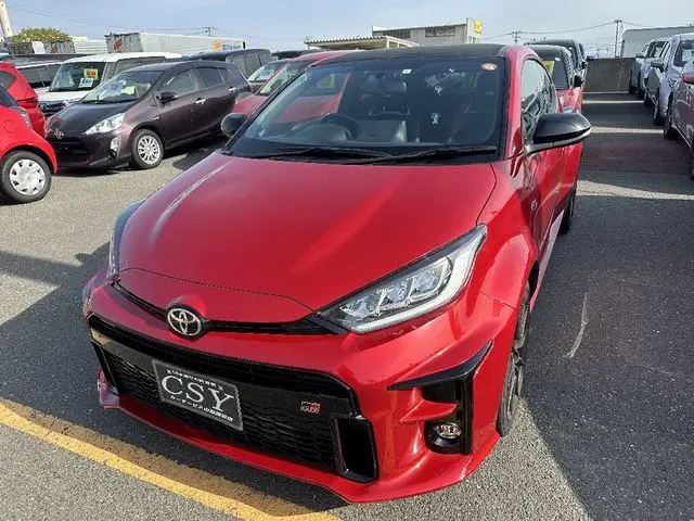 Toyota Yaris fotoğraf 1