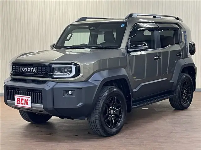 Toyota Land Cruiser FJ