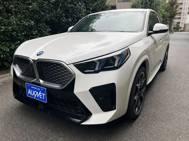 BMW iX2