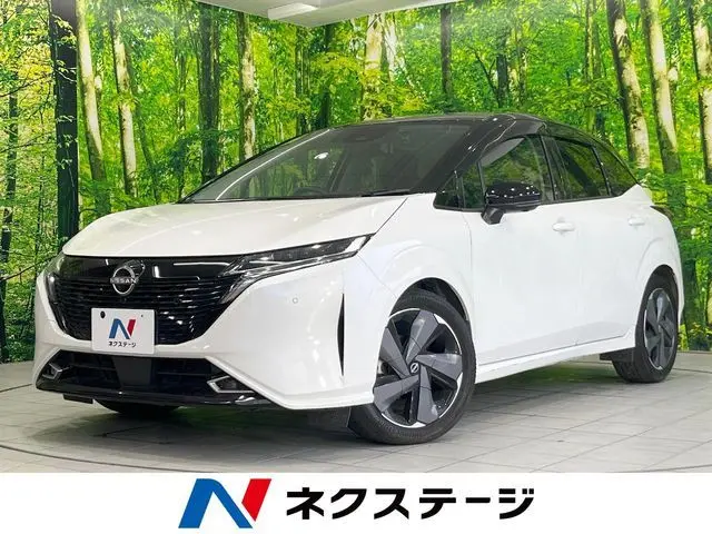Nissan Aura