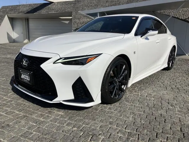 Lexus IS 300h