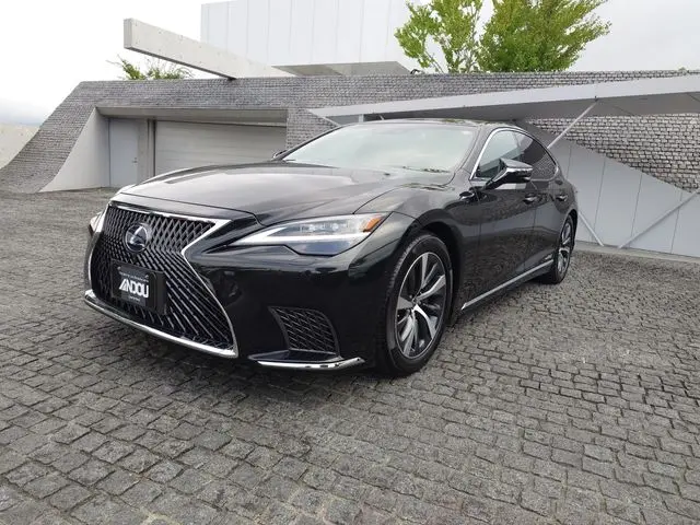 Lexus LS 500h