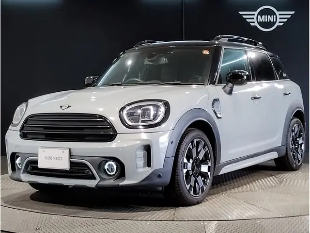 MINI Crossover