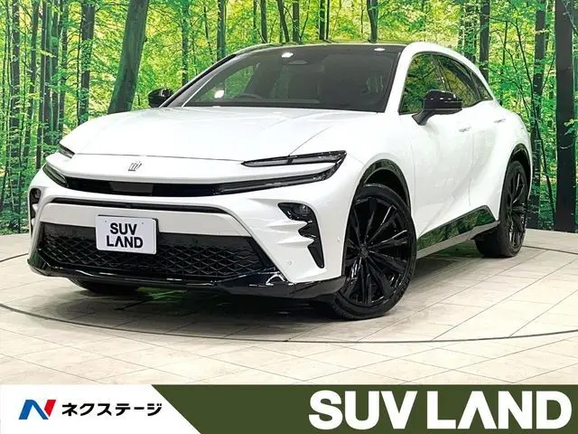 Toyota Crown Sport photo 1
