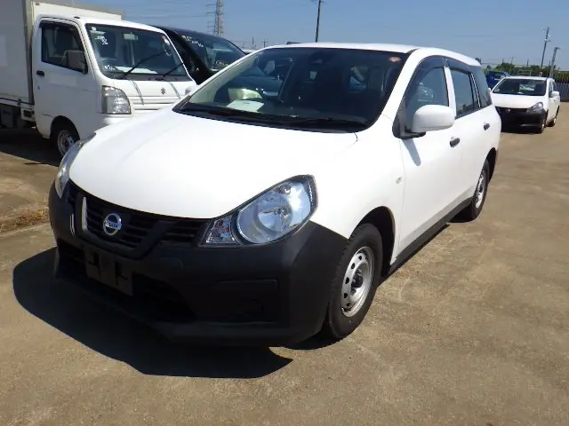 Nissan AD Van
