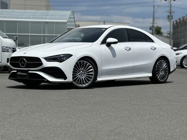 Mercedes-Benz CLA-Class photo 1
