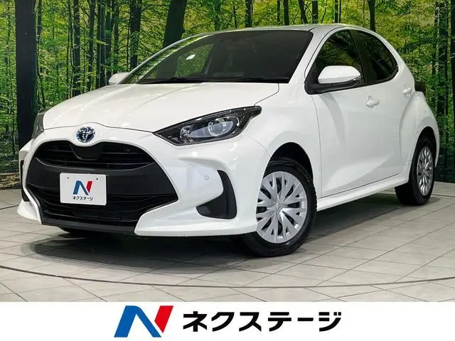 Toyota Yaris Hybrid fotoğraf 1