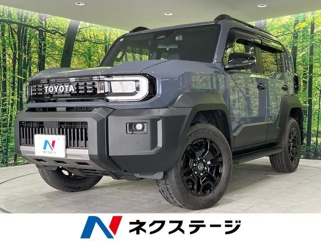 Toyota Land Cruiser FJ