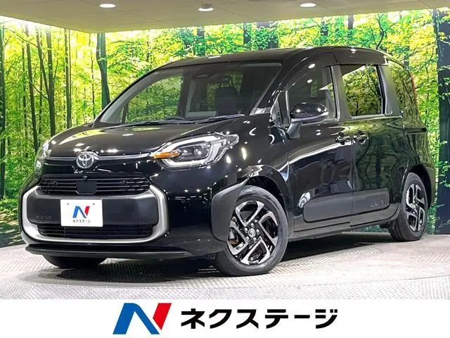 Toyota Sienta fotoğraf 1