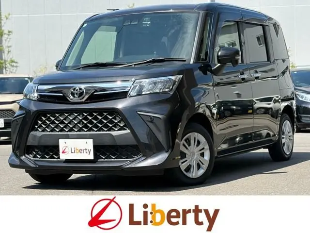 Toyota Roomy photo 1