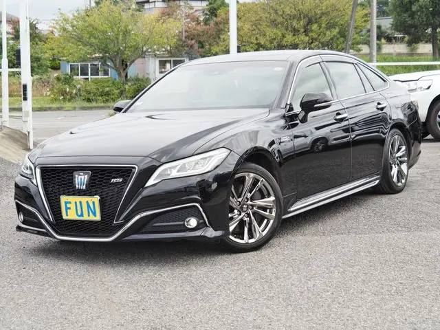 Toyota Crown Hybrid