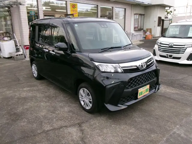 Toyota Roomy fotoğraf 1