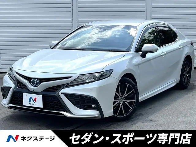 Toyota Camry Hybrid fotoğraf 1