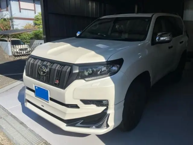Toyota Land Cruiser Prado fotoğraf 1