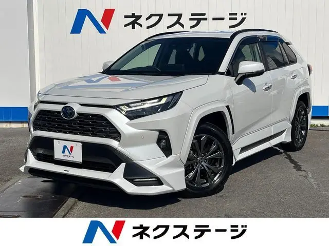 Toyota RAV4 fotoğraf 1