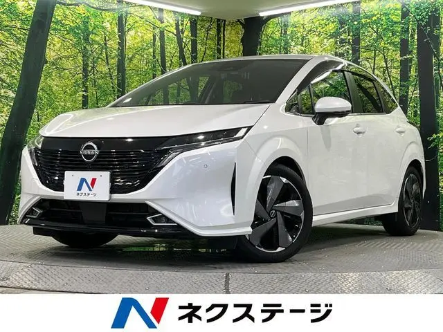 Nissan Aura