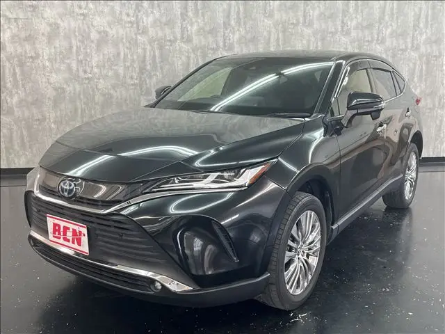 Toyota Harrier Hybrid photo 1
