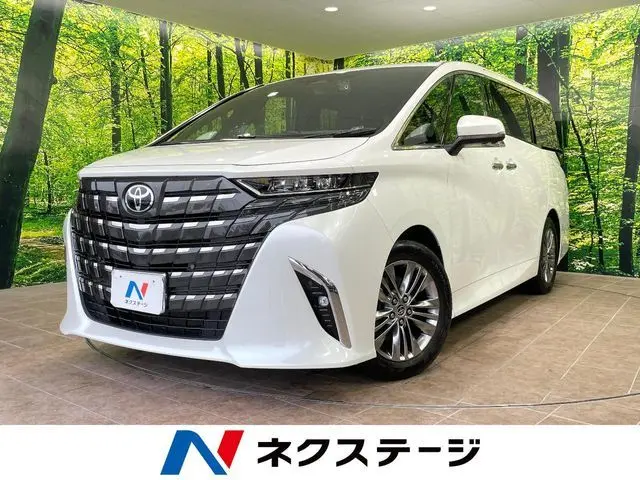 Toyota Alphard fotoğraf 1