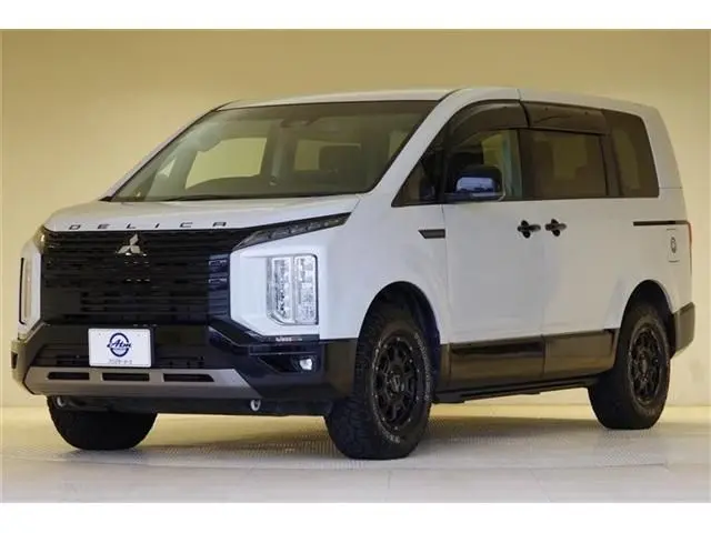 Mitsubishi Delica D:5