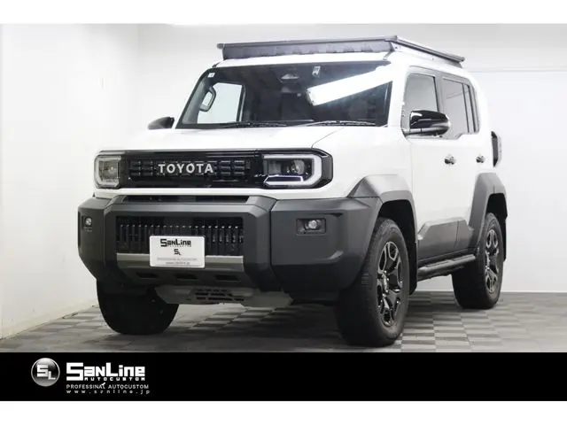 Toyota Land Cruiser FJ