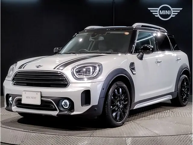MINI Crossover