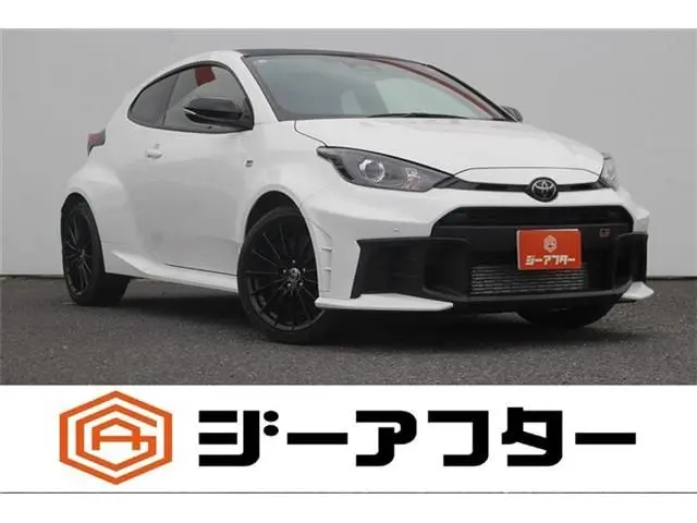 Toyota Yaris fotoğraf 1