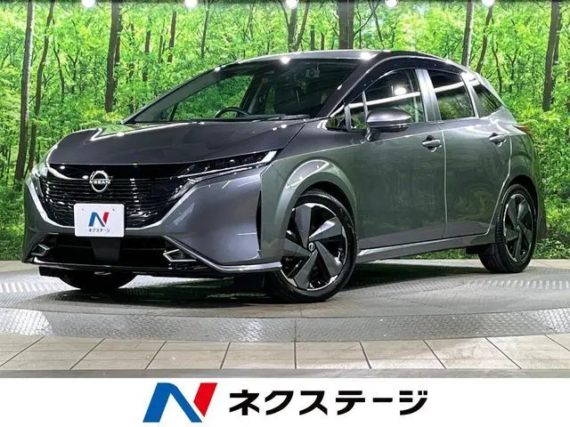 Nissan Aura