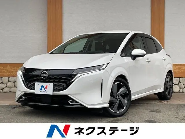 Nissan Aura fotoğraf 1