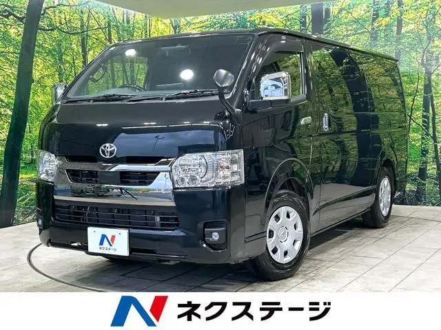Toyota Hiace Van fotoğraf 1