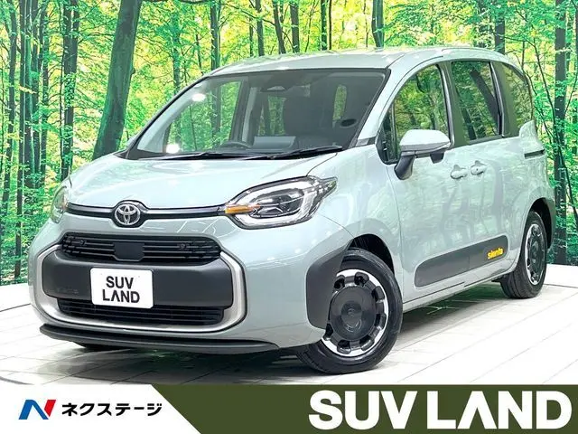 Toyota Sienta fotoğraf 1