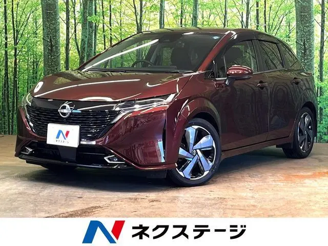 Nissan Aura