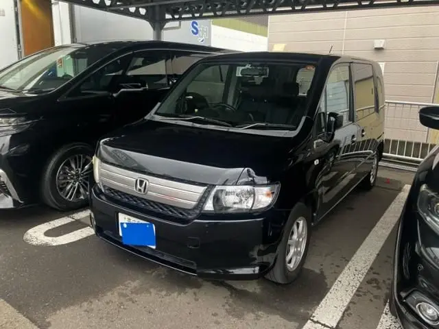 Honda Mobilio Spike